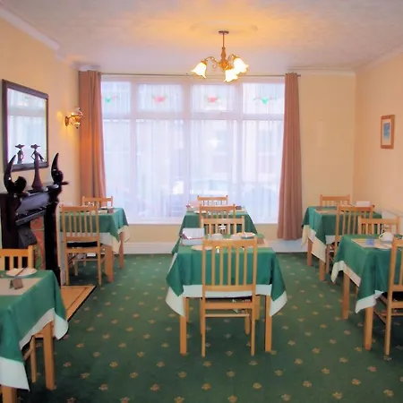 Bed & Breakfast Trevellis 4*