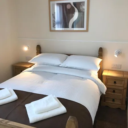 Trevellis Bed & Breakfast 4*